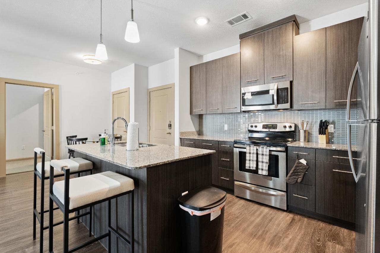 Luxe 3B/2B Getaway - Pool, Gym, Parking, Pet Wash Apartment Leander Exterior photo