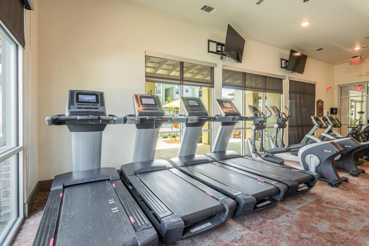 Luxe 3B/2B Getaway - Pool, Gym, Parking, Pet Wash Apartment Leander Exterior photo