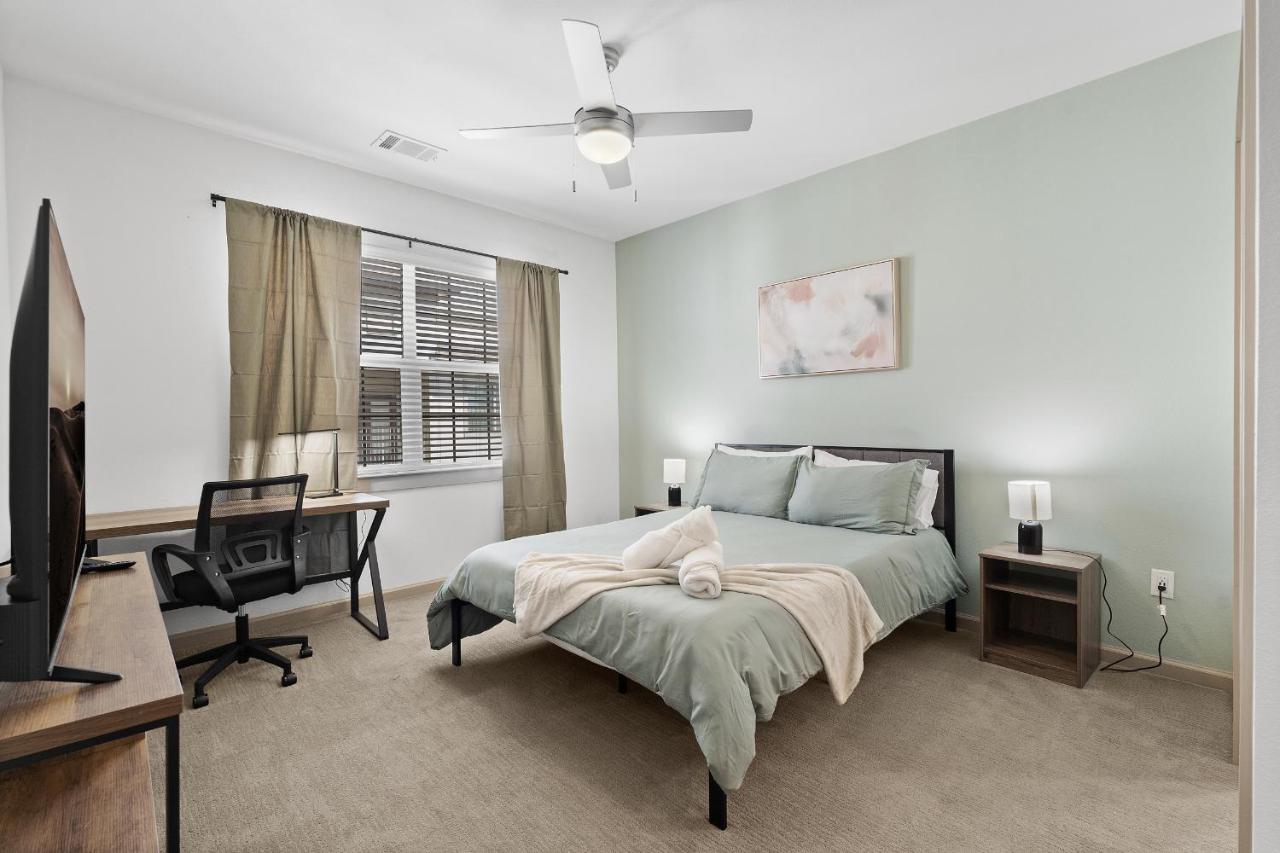 Luxe 3B/2B Getaway - Pool, Gym, Parking, Pet Wash Apartment Leander Exterior photo