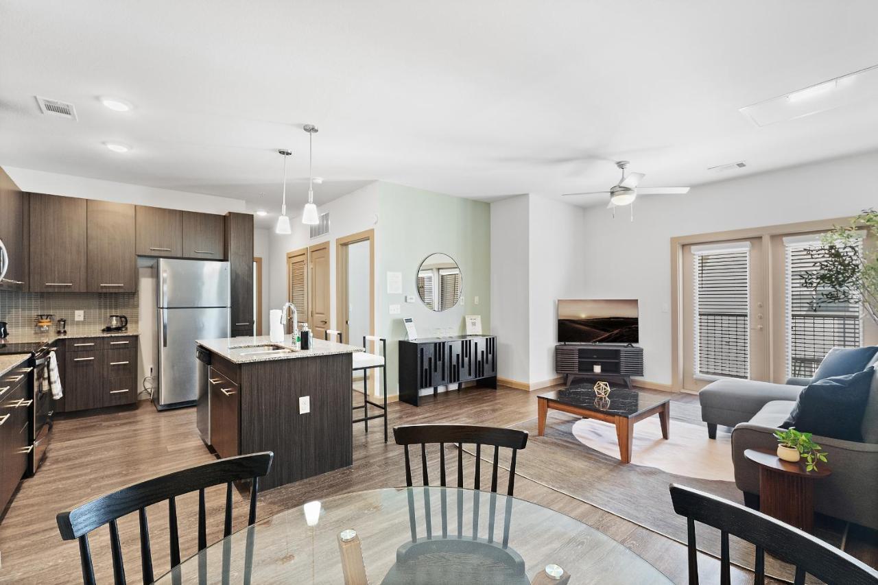 Luxe 3B/2B Getaway - Pool, Gym, Parking, Pet Wash Apartment Leander Exterior photo